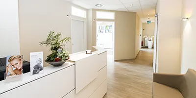 Empfangstheke Dr. Mielke Schmerztherapie Menden